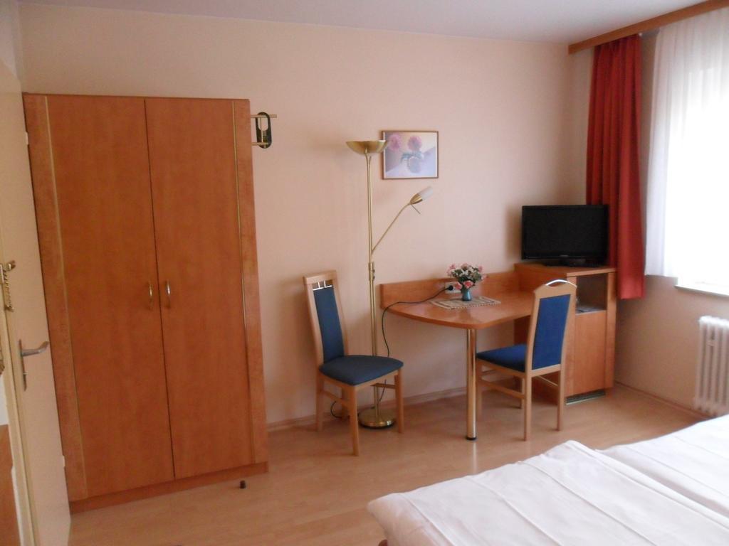 Hotel Europa Pforzheim Bagian luar foto