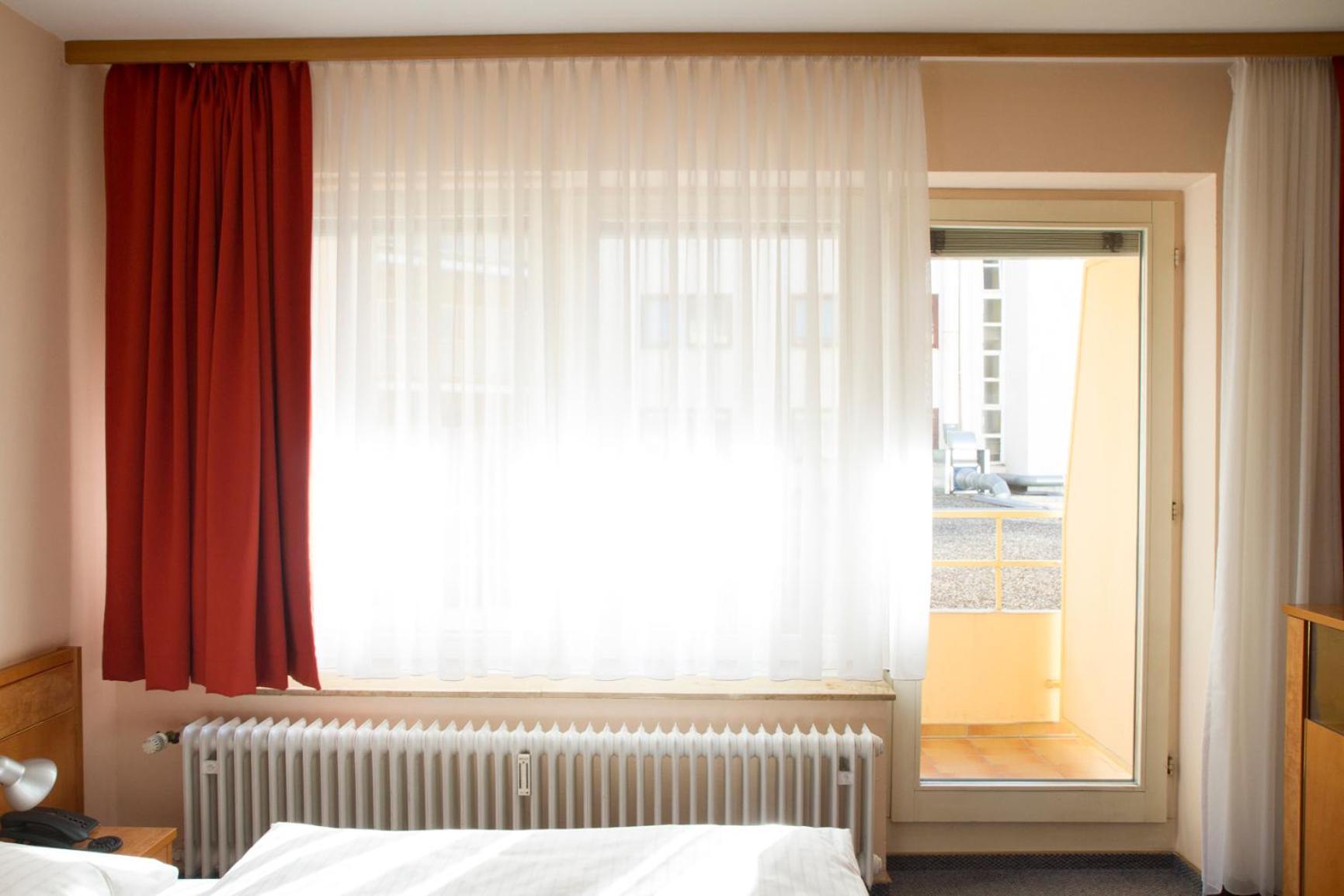 Hotel Europa Pforzheim Bagian luar foto