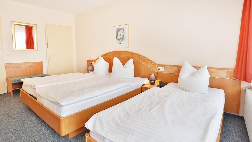 Hotel Europa Pforzheim Bagian luar foto
